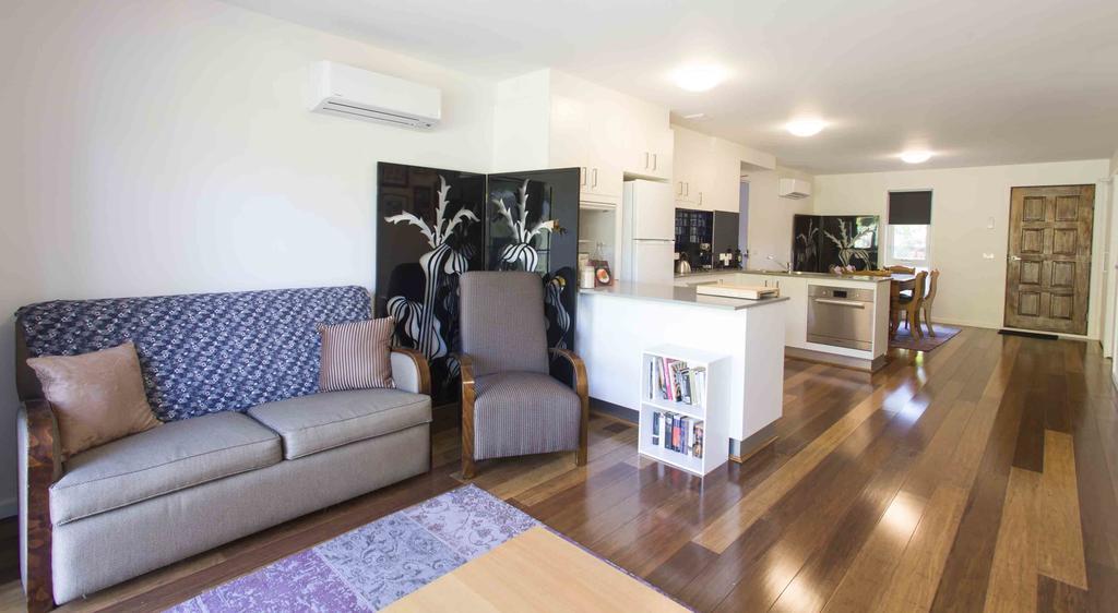 One Of A Kind Apartments Canberra Eksteriør bilde